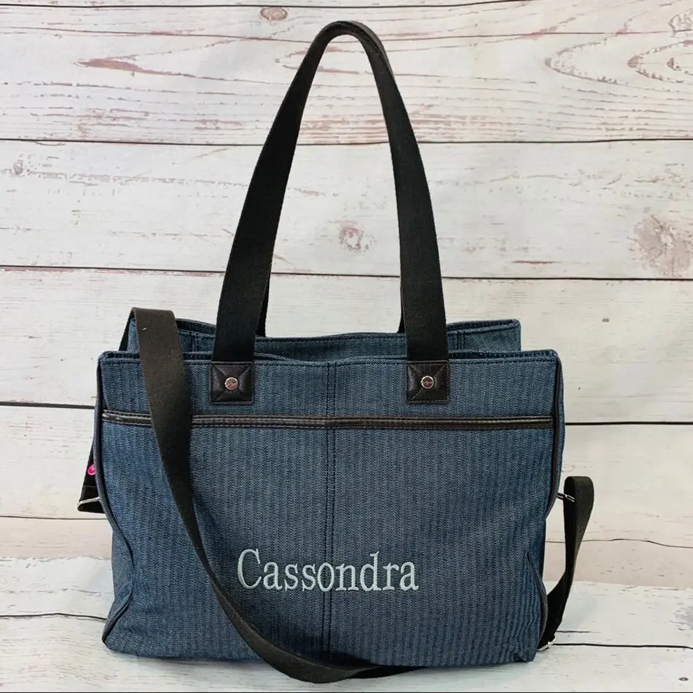 Thirty-One Suite Success Cassondra embroidered bag